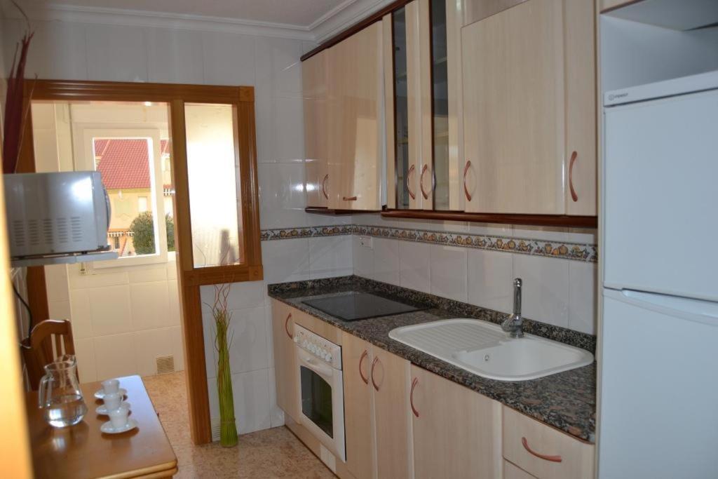 Apartamentos Turísticos Puerto Tomás Maestre La Manga del Mar Menor Exterior foto