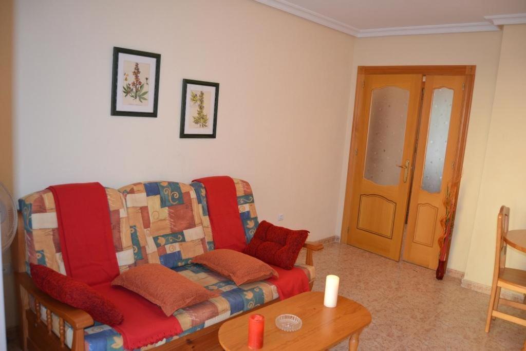Apartamentos Turísticos Puerto Tomás Maestre La Manga del Mar Menor Habitación foto