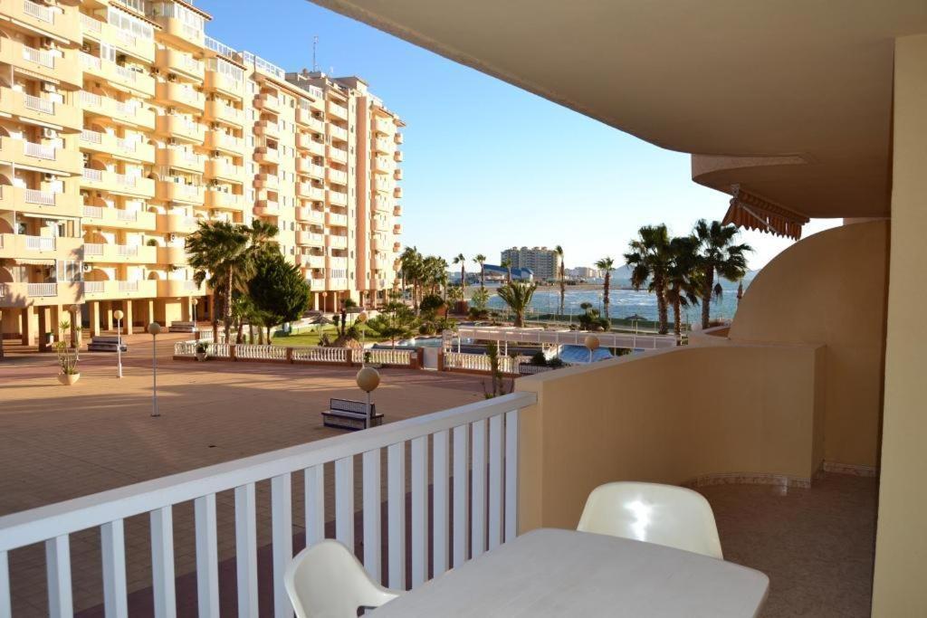 Apartamentos Turísticos Puerto Tomás Maestre La Manga del Mar Menor Exterior foto